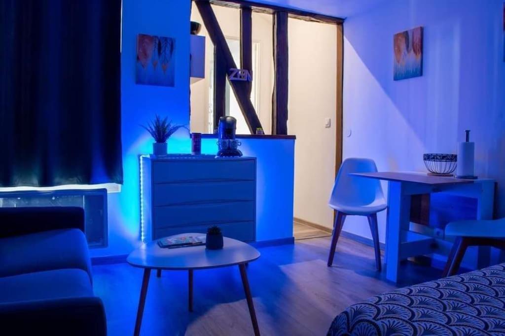 Studio Charmant Confortable Tv Centre Ville Louviers Luaran gambar