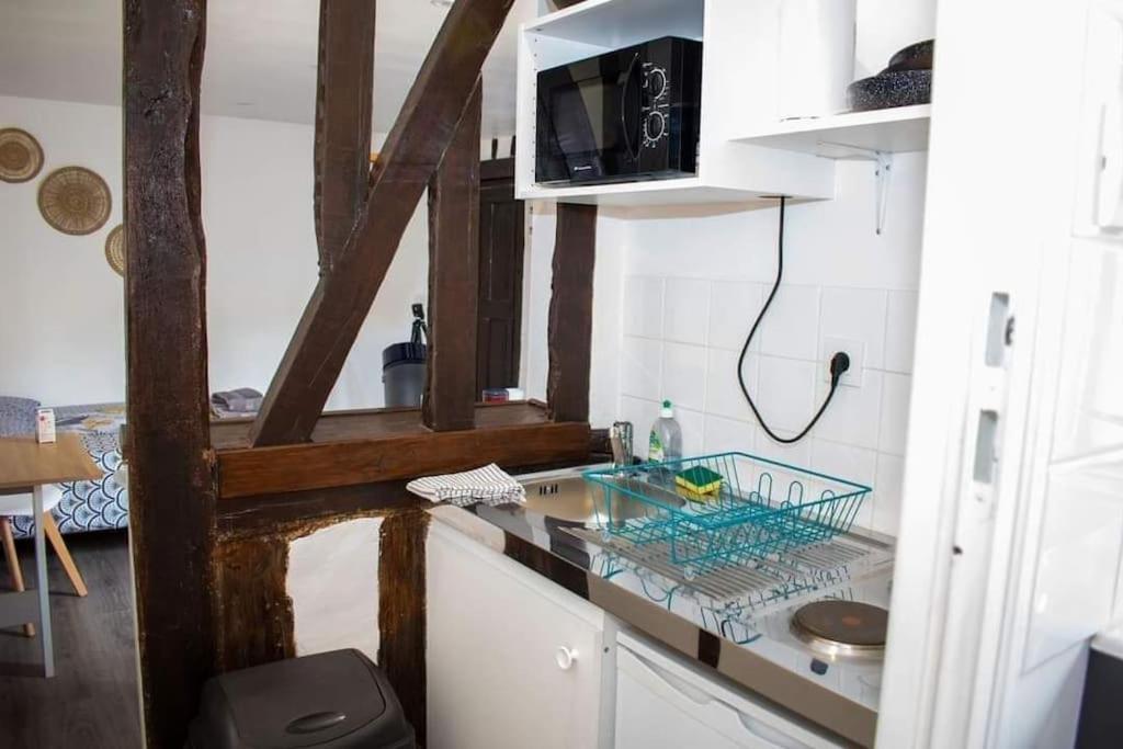 Studio Charmant Confortable Tv Centre Ville Louviers Luaran gambar